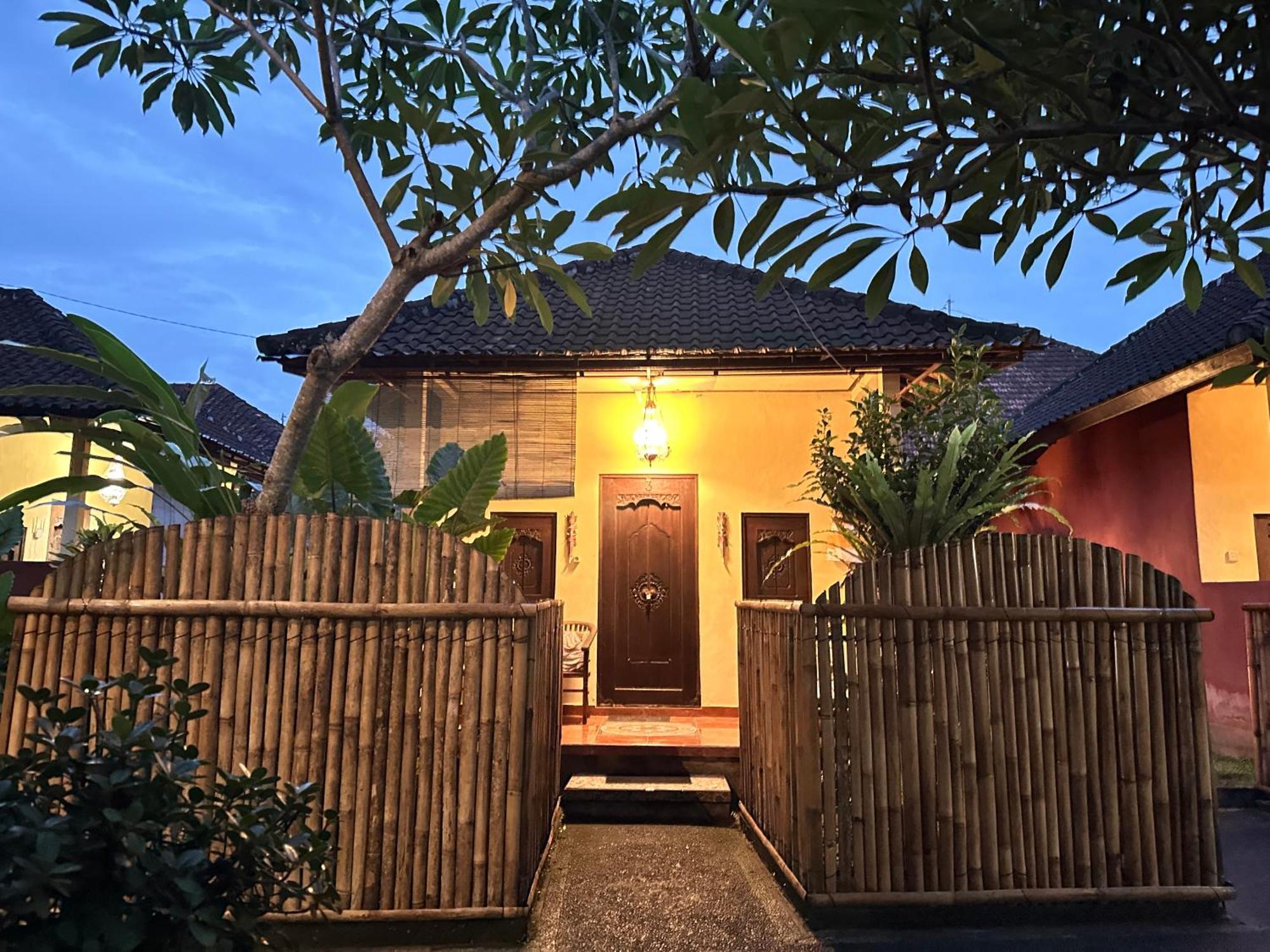 Ayye Bungalows Ubud Eksteriør bilde